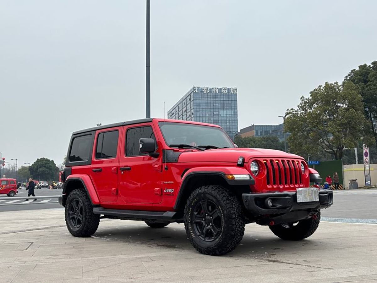 Jeep 牧馬人  2019款 2.0T Sahara 四門版 國VI圖片