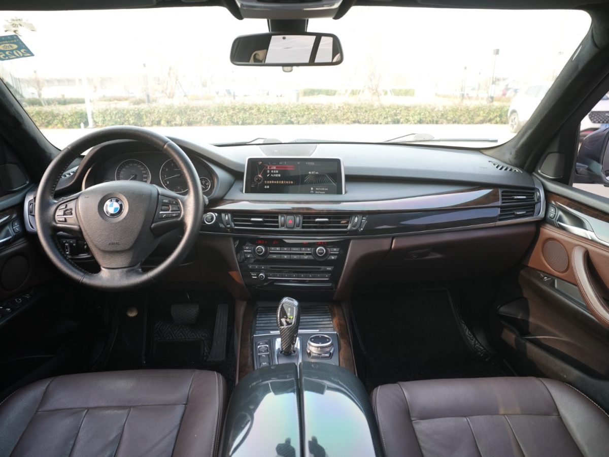 2015年6月寶馬 寶馬X5 M 2014XDrive35i3.0T領(lǐng)先型