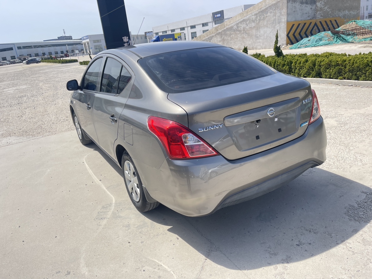 日產(chǎn) 陽光  2016款 1.5XE 手動(dòng)領(lǐng)先版圖片