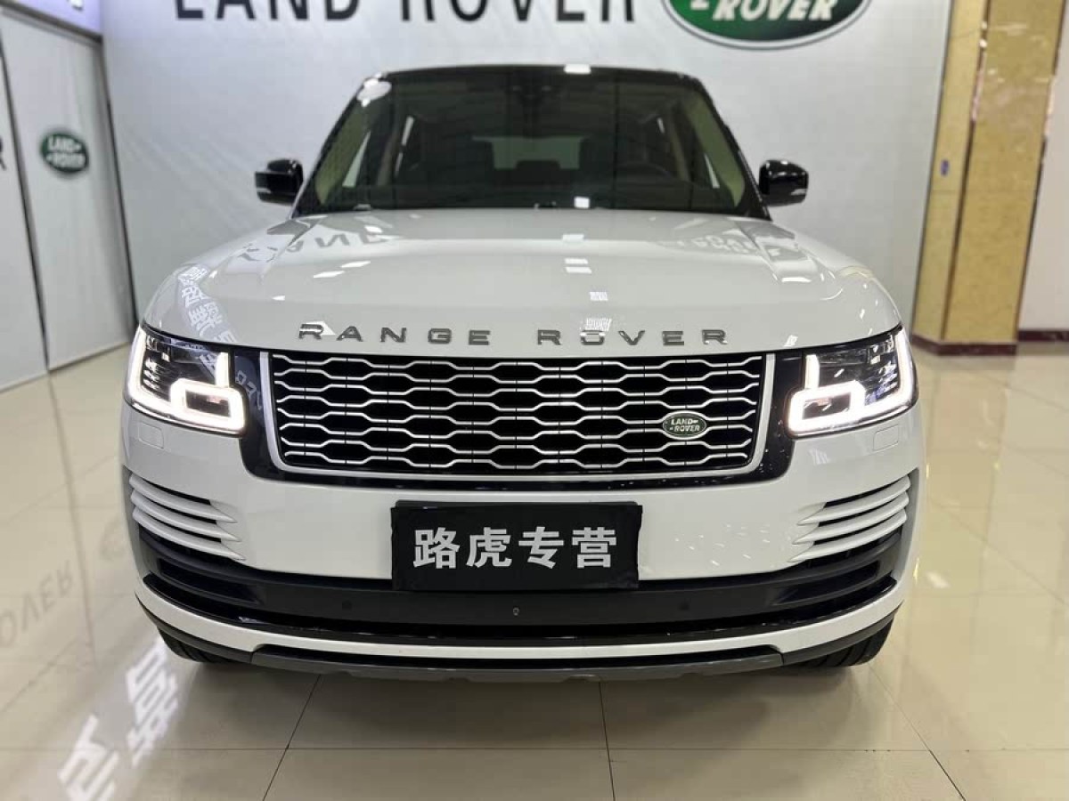 路虎 攬勝  2019款 3.0 V6 SC 傳世加長版圖片