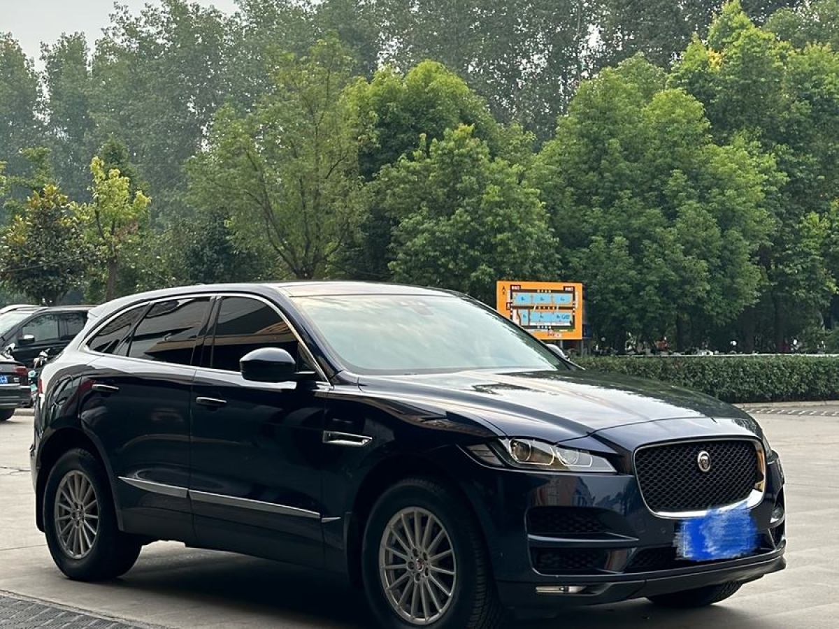 捷豹 F-PACE  2018款 2.0T 四驅(qū)都市尊享版圖片