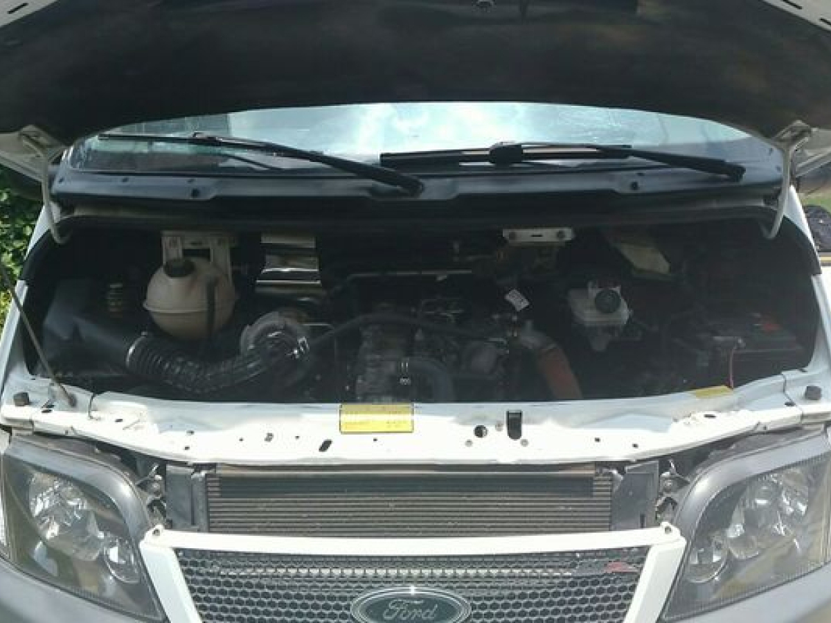 福特 经典全顺  2009款 2.8T柴油多功能型长轴中顶JX493ZLQ3图片