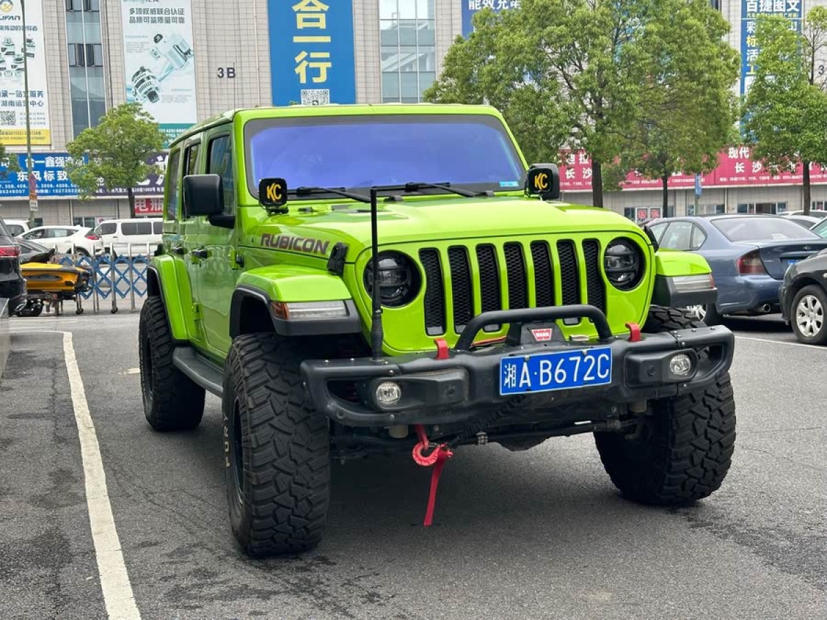 Jeep 牧馬人  2022款 2.0T 高地 阿拉斯加極光綠特別版圖片