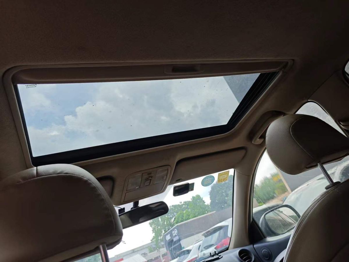 豐田 RAV4榮放  2012款 炫裝版 2.0L 手動四驅(qū)圖片