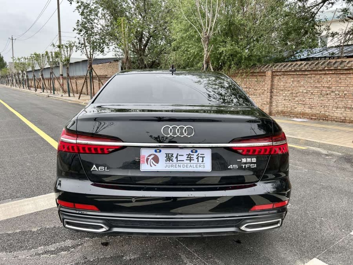 奧迪 奧迪A6L  2022款 40 TFSI 豪華動感型圖片