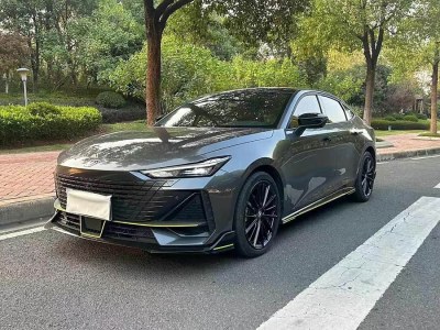 2022年8月 長(zhǎng)安 長(zhǎng)安UNI-V 1.5T 尊貴型圖片