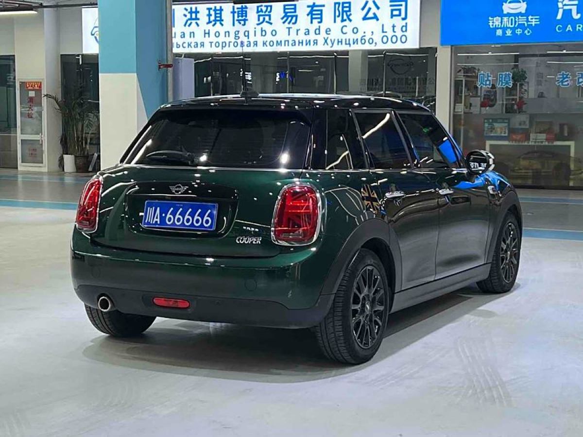 MINI MINI  2019款 1.5T COOPER 經(jīng)典派 五門版圖片