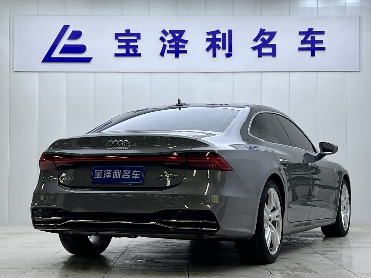 奧迪 奧迪A7L  2022款 45 TFSI S-line 筑夢(mèng)未來(lái)版圖片