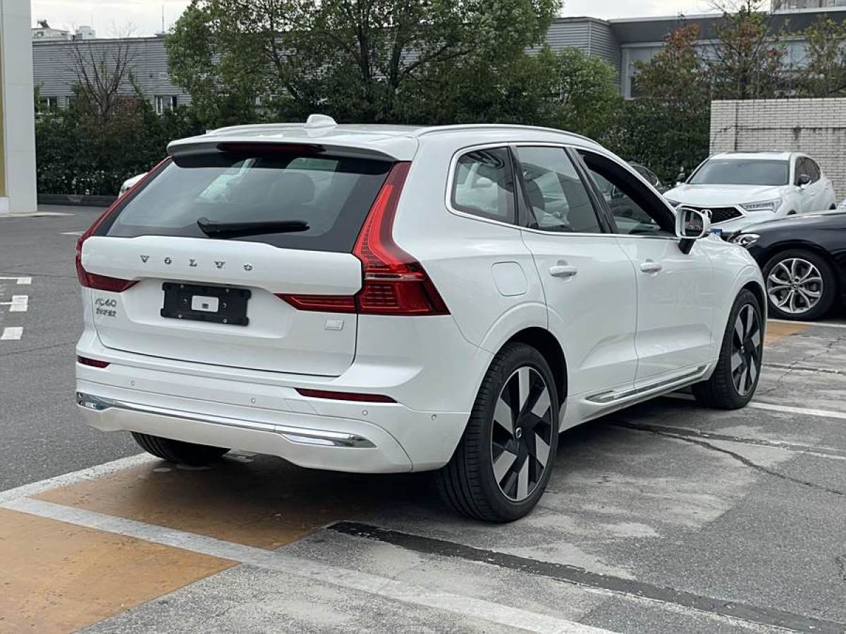 沃爾沃 XC60新能源  2024款 T8 插電混動(dòng) 長(zhǎng)續(xù)航四驅(qū)智雅豪華版圖片