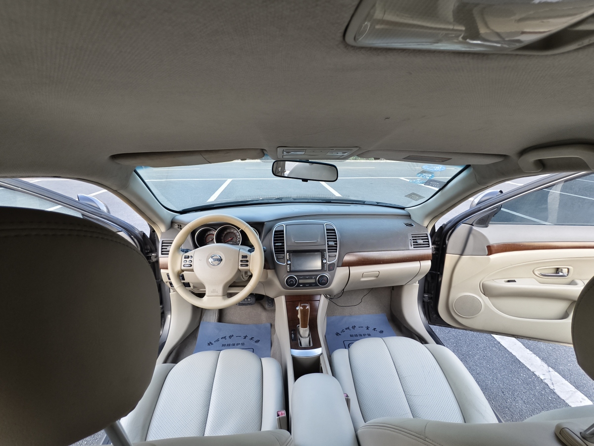 日產(chǎn) 軒逸  2009款 2.0XL CVT豪華天窗版圖片