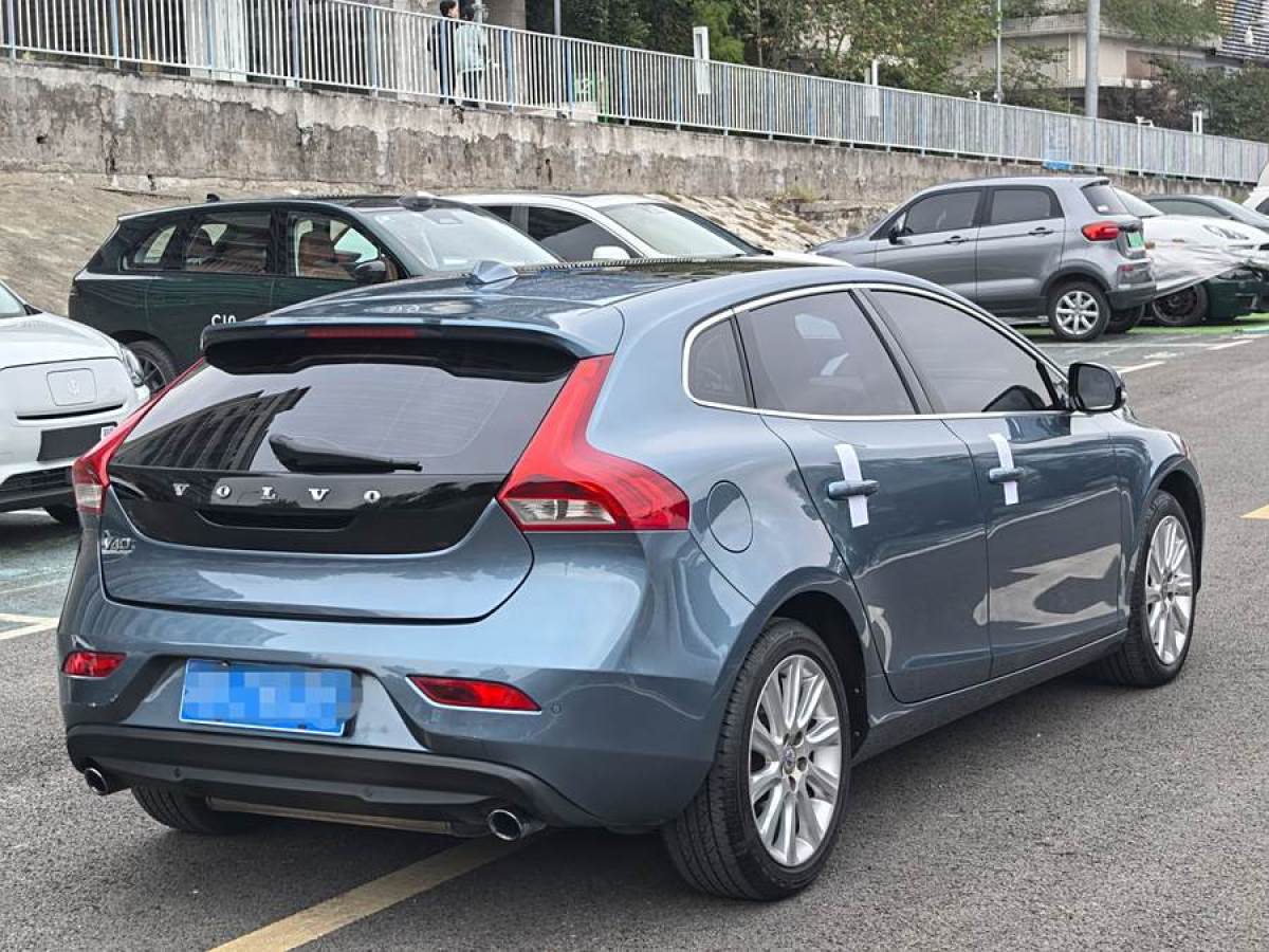 沃爾沃 V40  2014款 2.0T 智雅版圖片