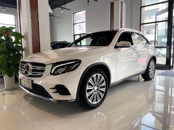 奔驰 奔驰GLC  2017款 GLC 260 4MATIC 动感型