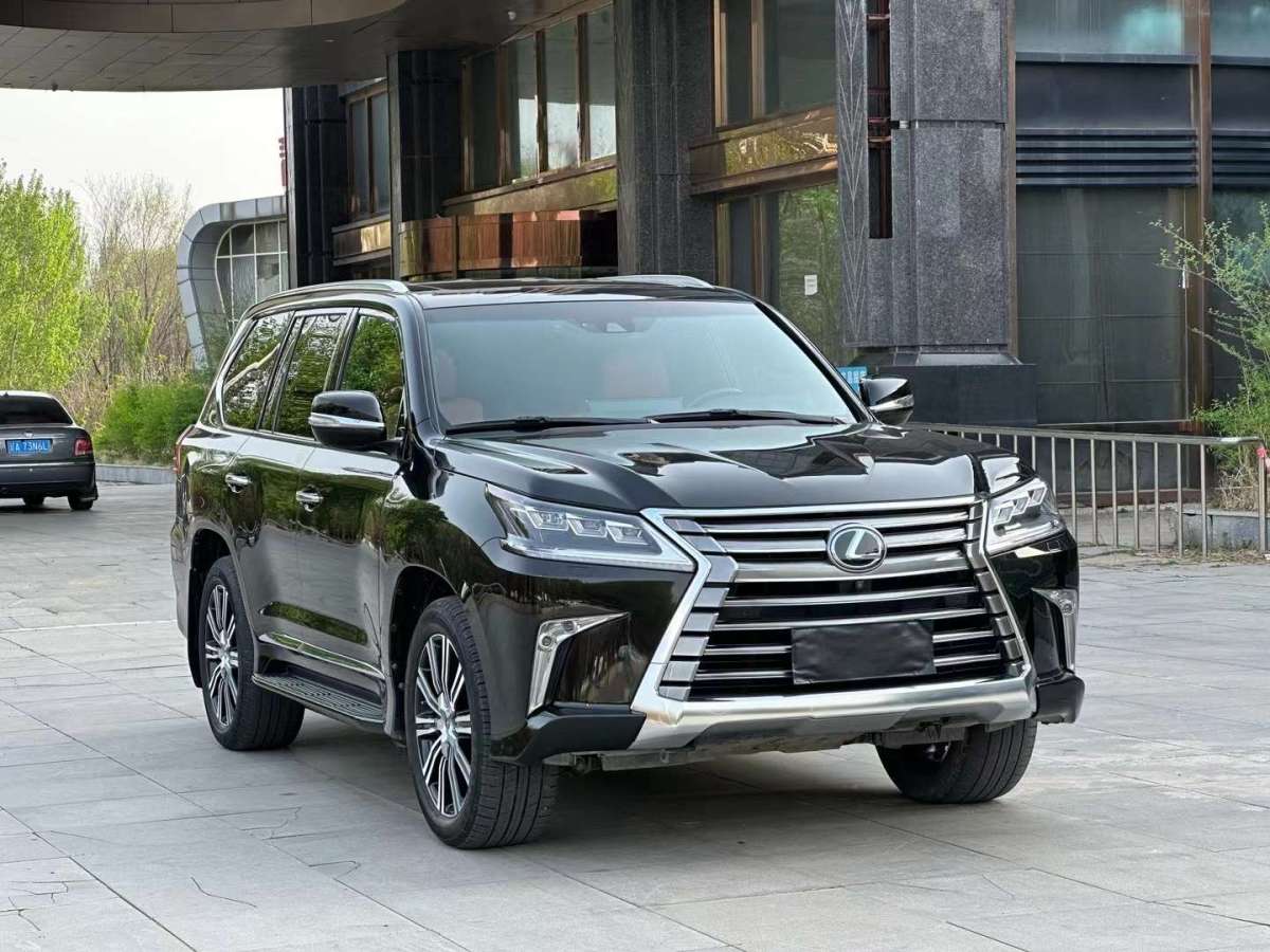 2018年7月雷克萨斯 LX  2017款 570 尊贵豪华版