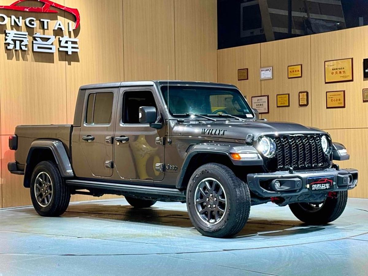 2023年2月Jeep 角斗士  2022款 3.6L 先行版