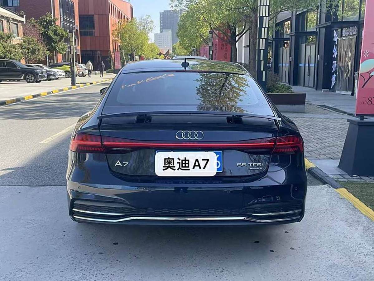 奧迪 奧迪A7  2019款 55 TFSI quattro 動(dòng)感型圖片