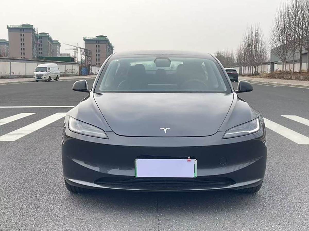 特斯拉 Model Y  2023款 后輪驅(qū)動(dòng)版圖片