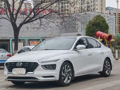 2021年5月 現(xiàn)代 名圖 1.8L CVT尊貴版LUX圖片