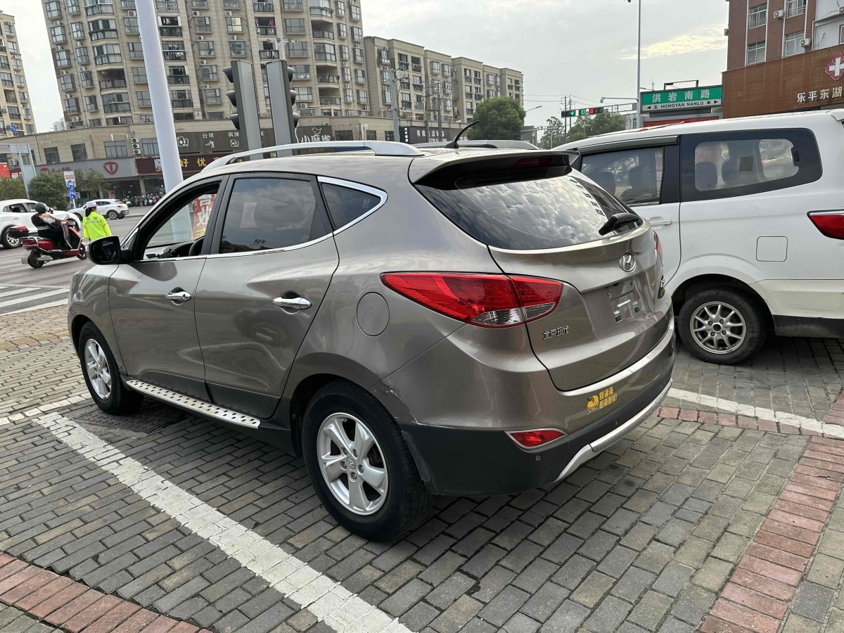 現(xiàn)代 ix35  2012款 2.0 GLS 兩驅精英型圖片