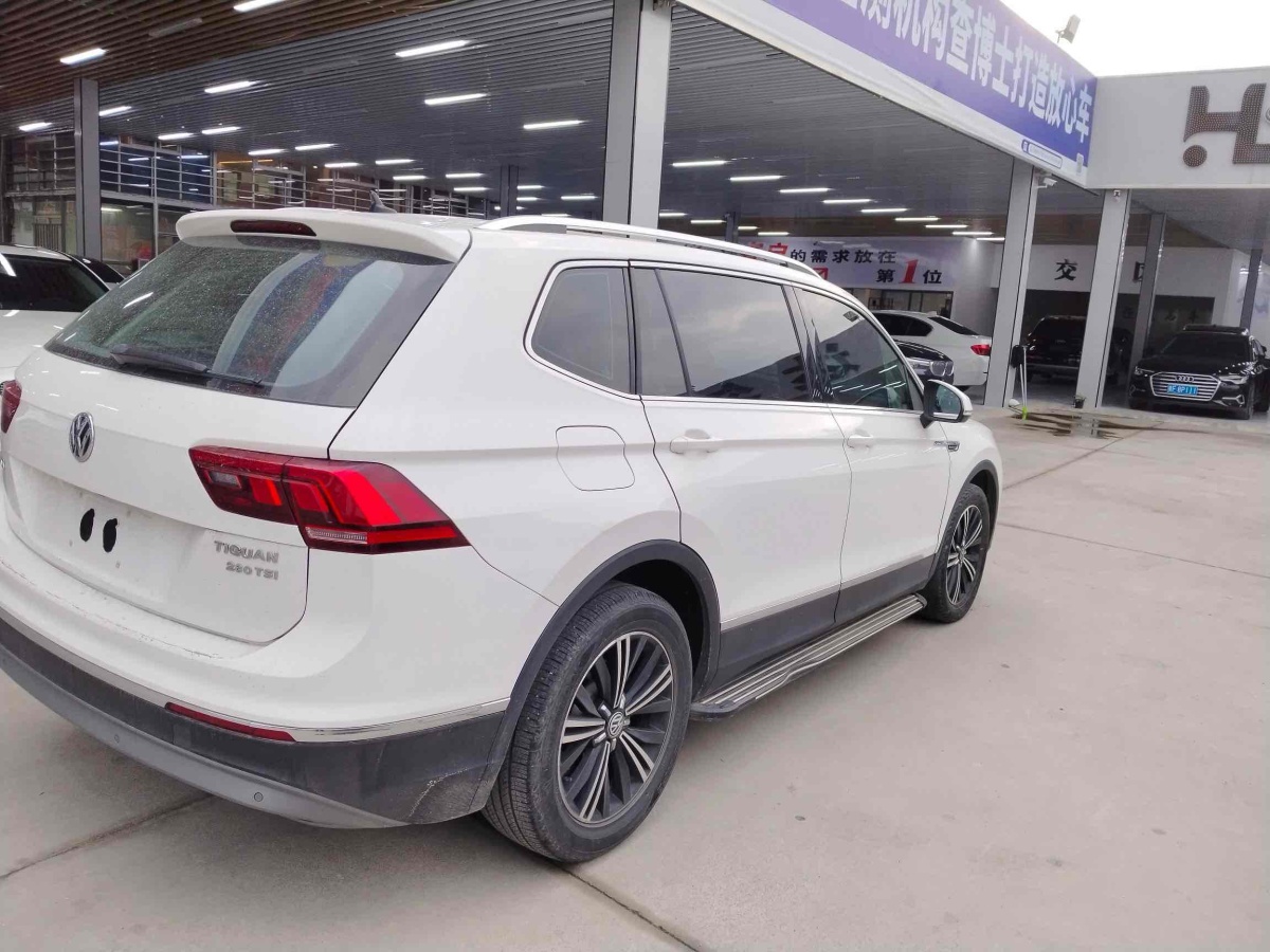 大眾 途觀L  2020款 330TSI 自動兩驅(qū)全景舒適版 國VI圖片
