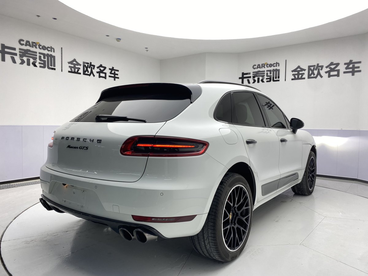 保時(shí)捷 Macan  2016款 Macan 2.0T圖片