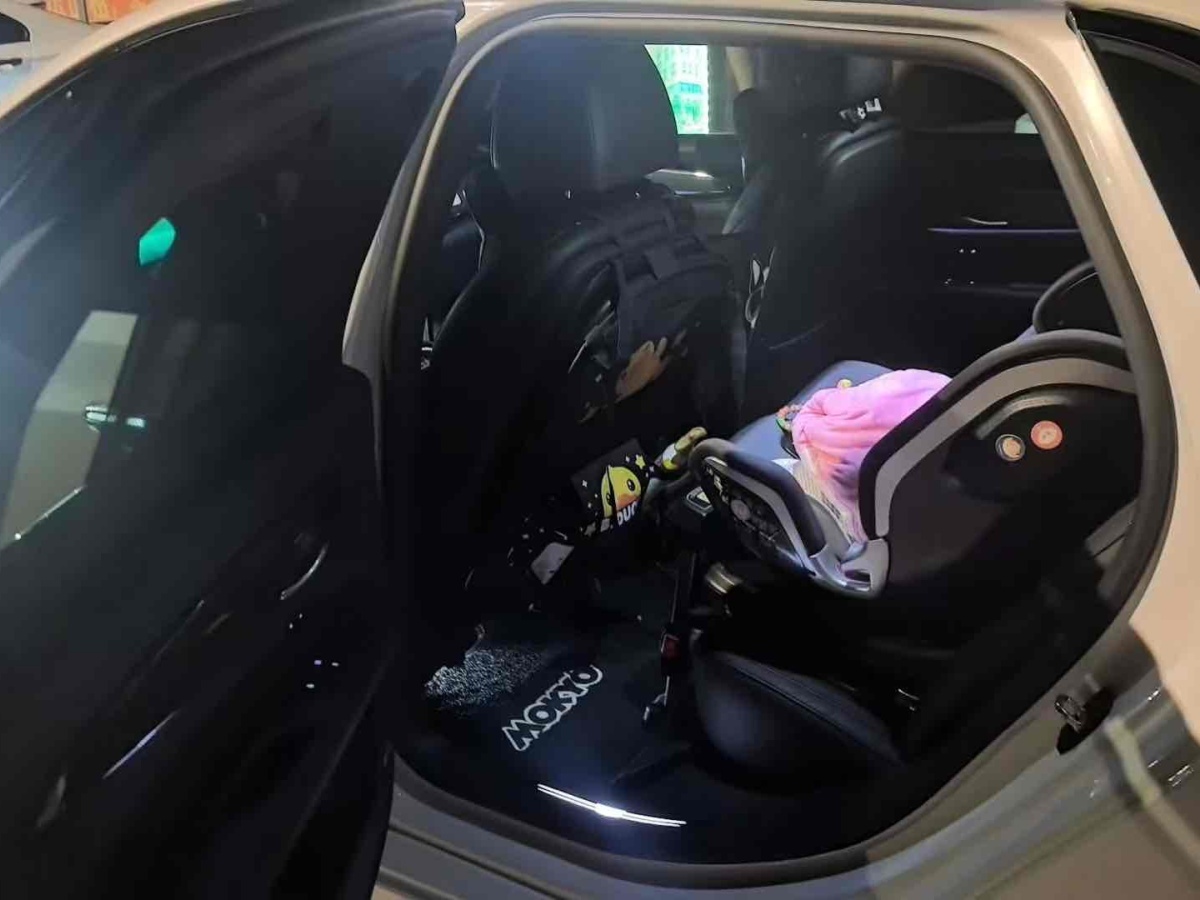 凱迪拉克 CT6  2020款 改款 28T 領(lǐng)先運動型圖片