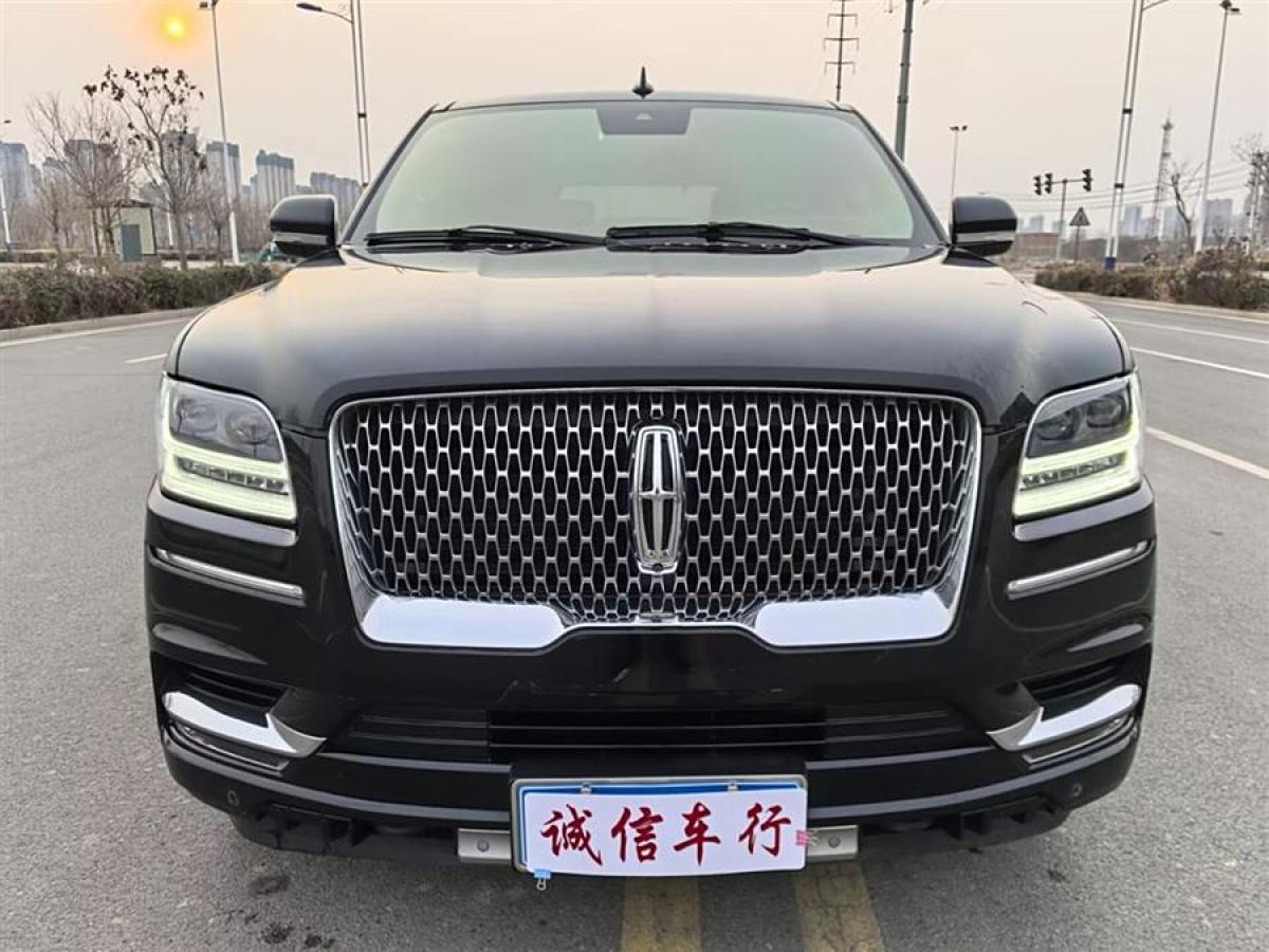 林肯 領(lǐng)航員  2022款 3.5T 尊耀版圖片