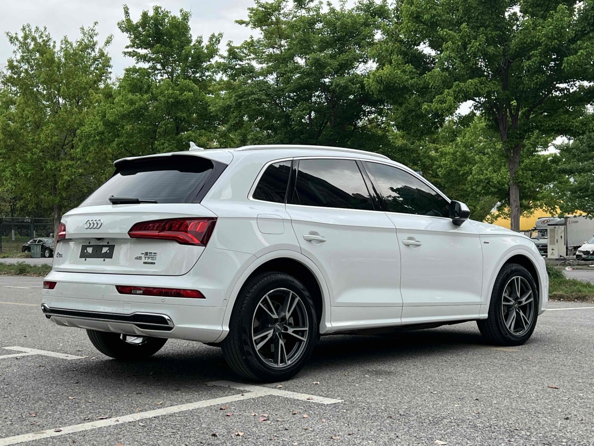 奧迪 奧迪Q5L  2020款 45 TFSI 尊享時尚型圖片
