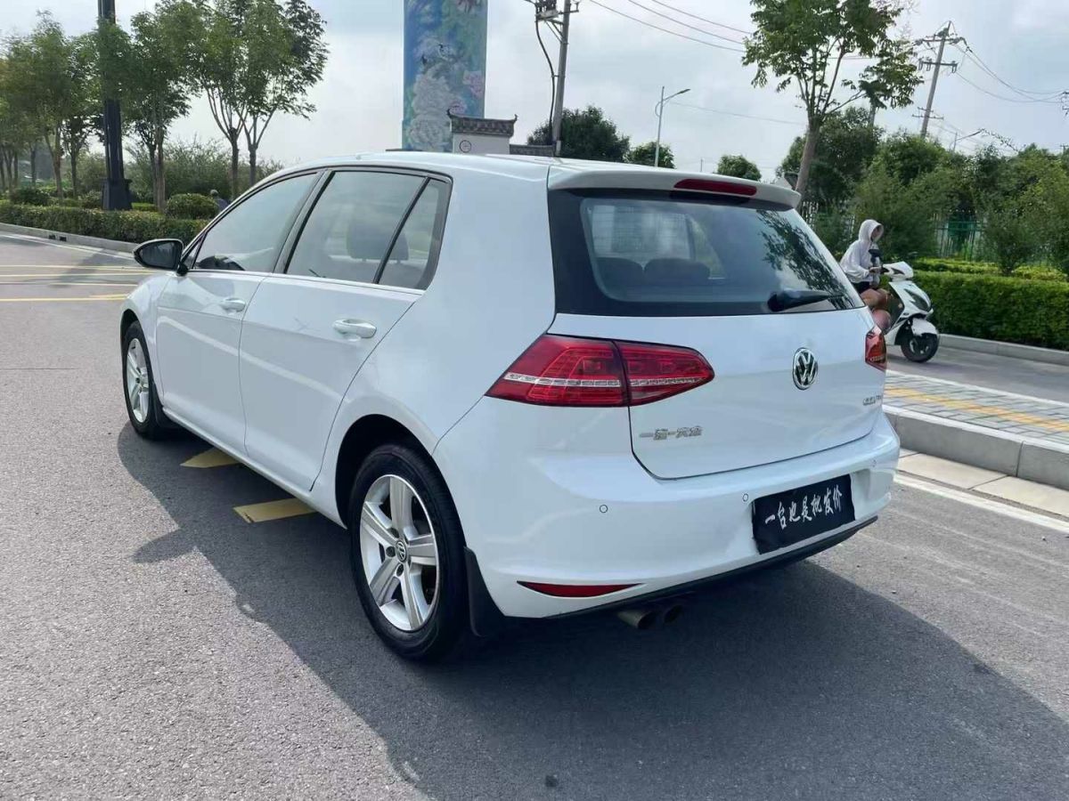 大眾 高爾夫  2015款 1.6L 自動(dòng)時(shí)尚型圖片