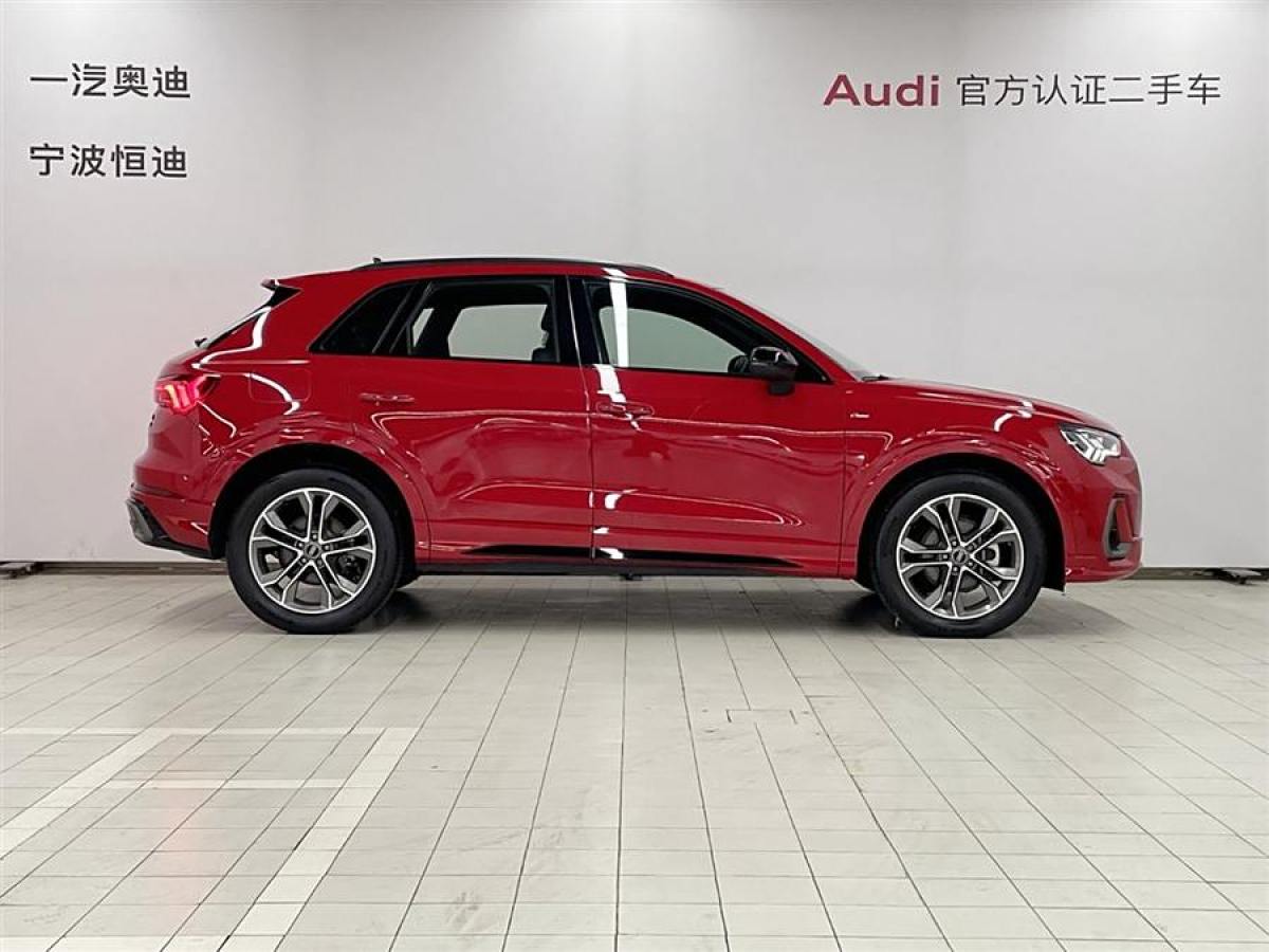 奧迪 奧迪Q3  2023款 45 TFSI quattro 時(shí)尚動(dòng)感型圖片