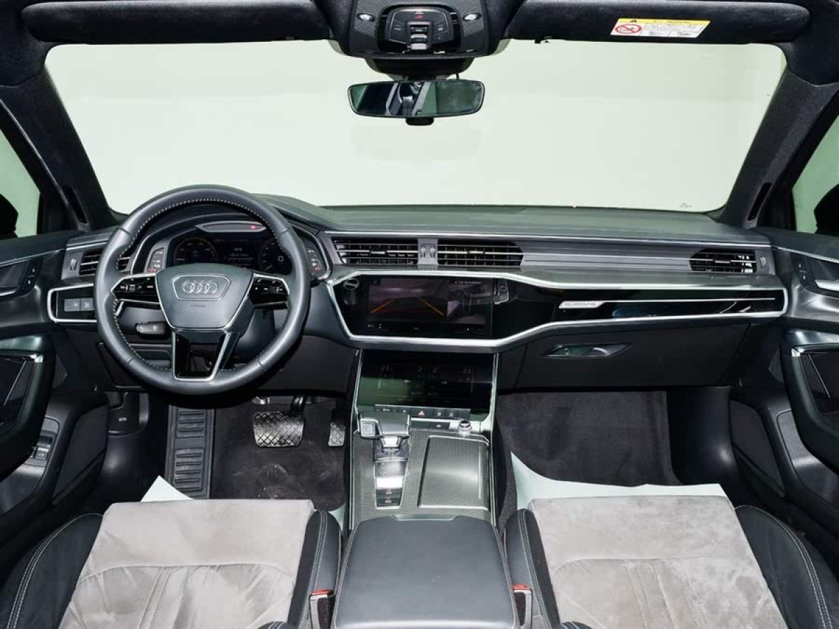 奧迪 奧迪A6L新能源  2020款 55 TFSI e quattro圖片