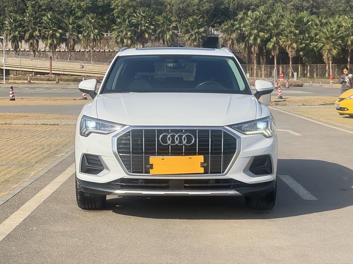 奧迪 奧迪Q3  2019款  35 TFSI 進取致雅型圖片