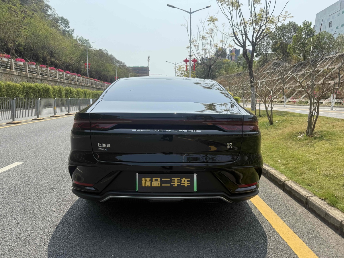 比亞迪 漢  2022款 DM-i 121KM 領(lǐng)航型圖片