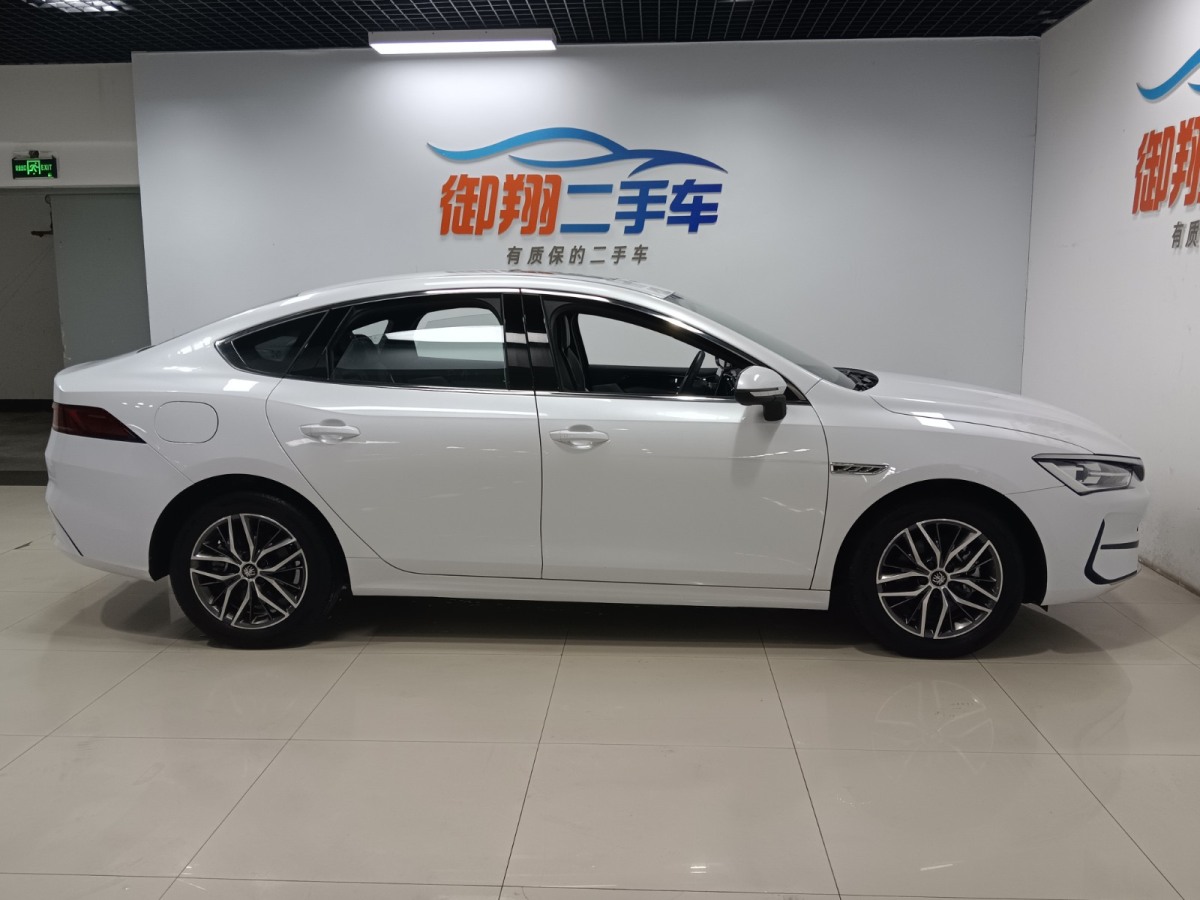 2021年11月比亞迪 秦PLUS  2021款 EV 500KM 豪華型