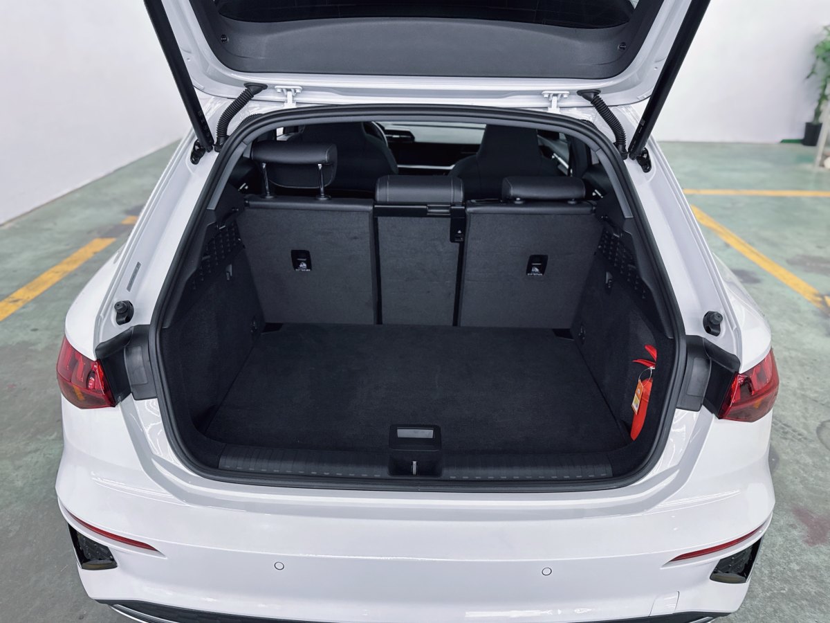 奧迪 奧迪A3  2023款 Sportback 35 TFSI 時(shí)尚運(yùn)動(dòng)型圖片