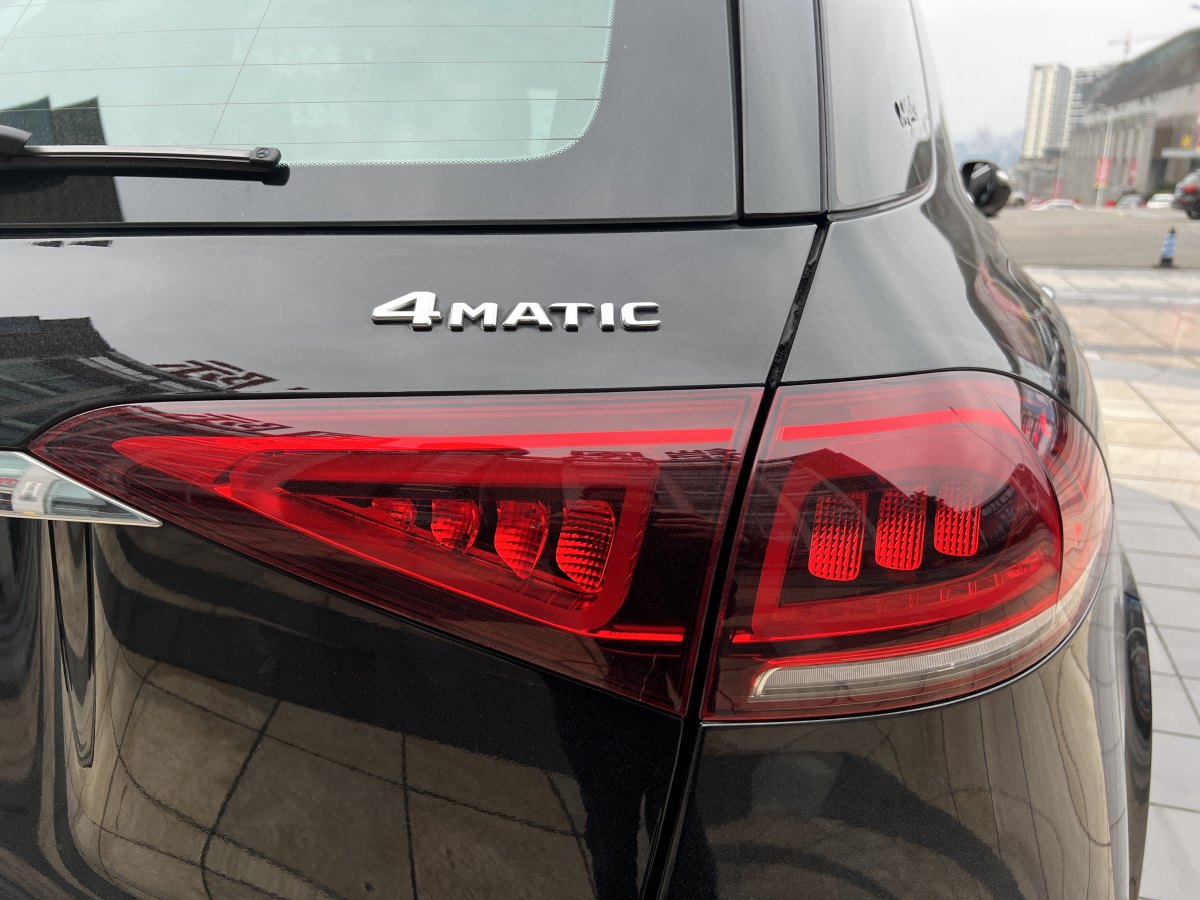 奔馳 奔馳GLE  2020款 改款 GLE 450 4MATIC 時(shí)尚型圖片