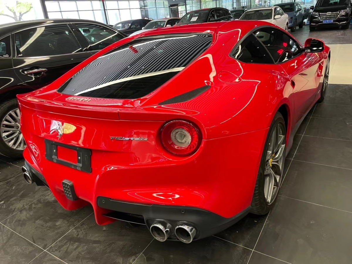 法拉利 F12berlinetta  2013款 6.3L 標(biāo)準(zhǔn)型圖片