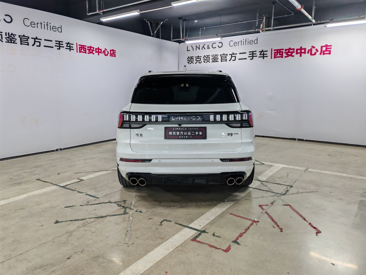 領(lǐng)克 領(lǐng)克09新能源  2021款 2.0T PHEV Halo 六座圖片