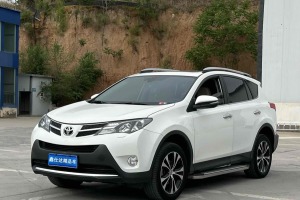RAV4榮放 豐田 2.5L 自動四驅(qū)尊貴版