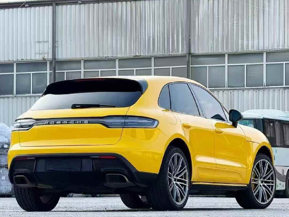 保時(shí)捷 Macan 圖片