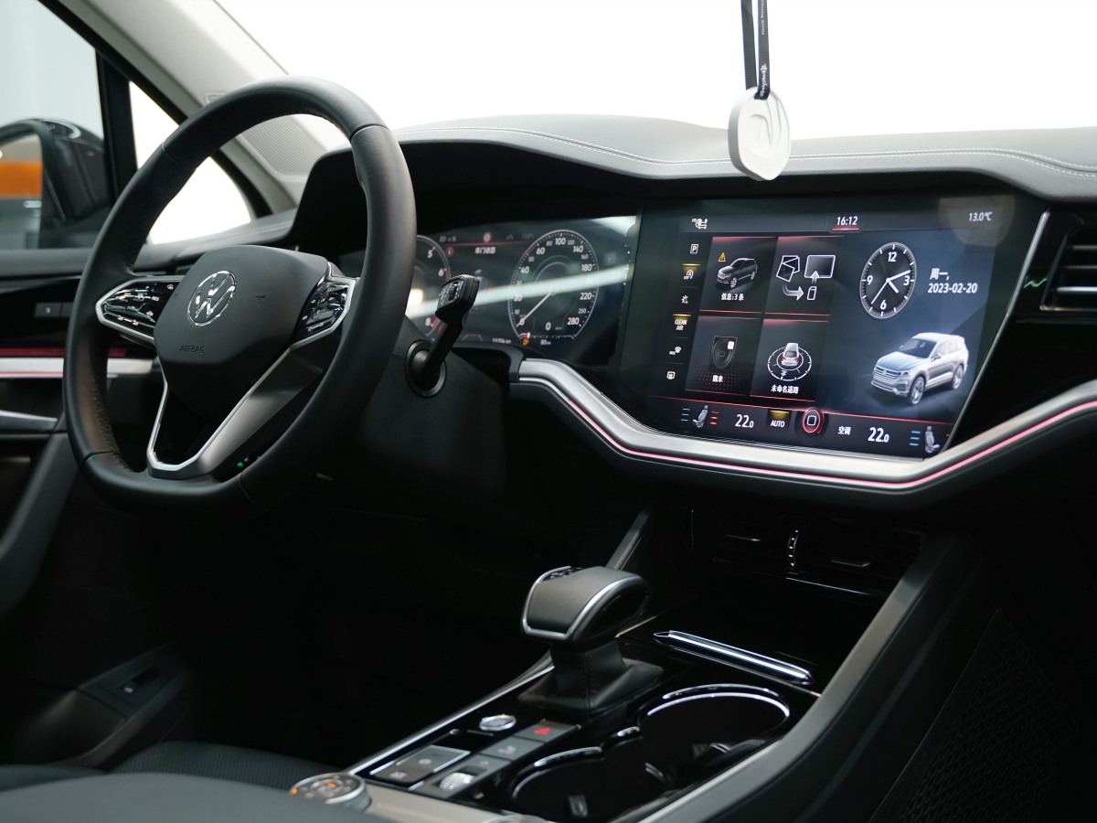 大眾 途銳  2023款 3.0TSI 銳享版 經(jīng)典運(yùn)動(dòng)套裝圖片