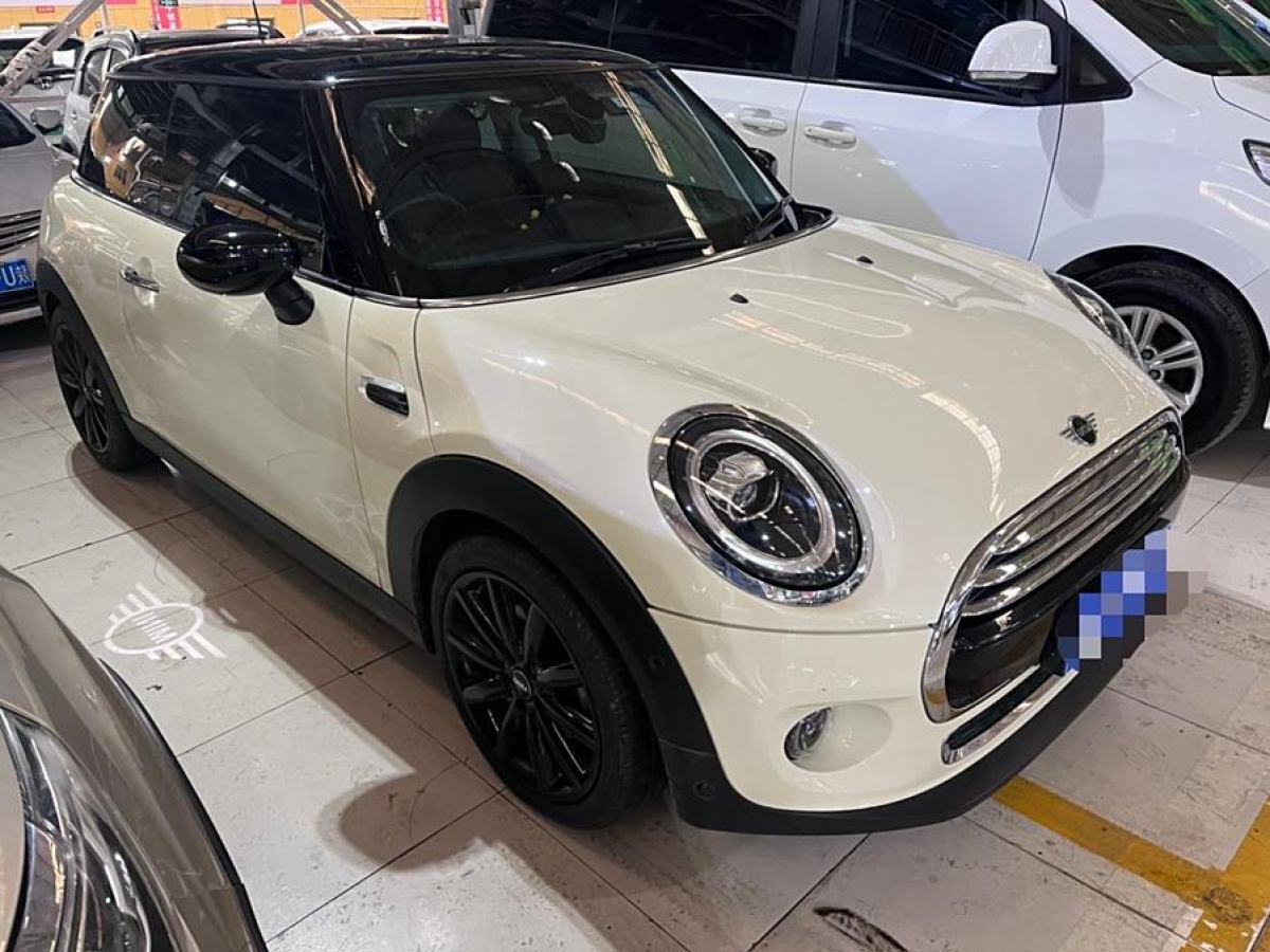 MINI MINI  2020款 1.5T COOPER 藝術(shù)家圖片