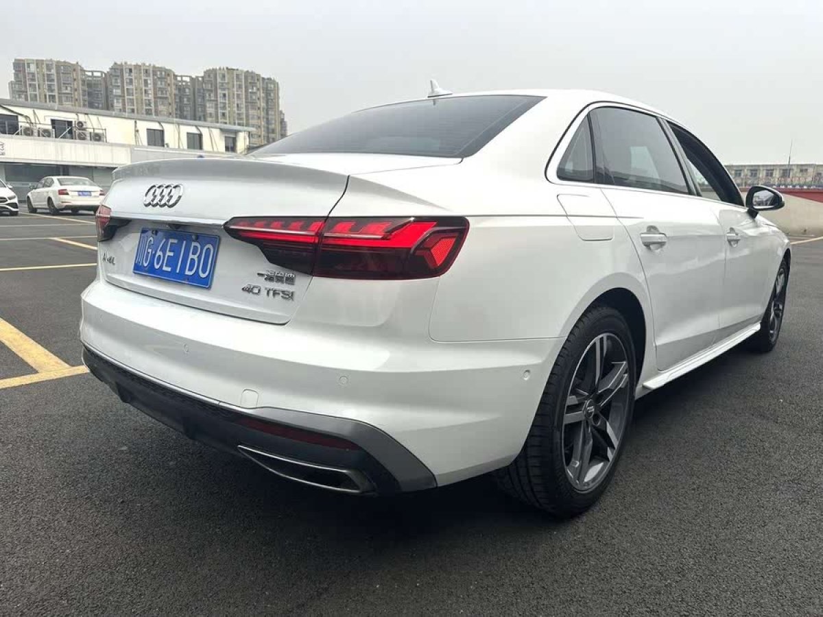 奧迪 奧迪A4L  2020款 40 TFSI 豪華動感型圖片