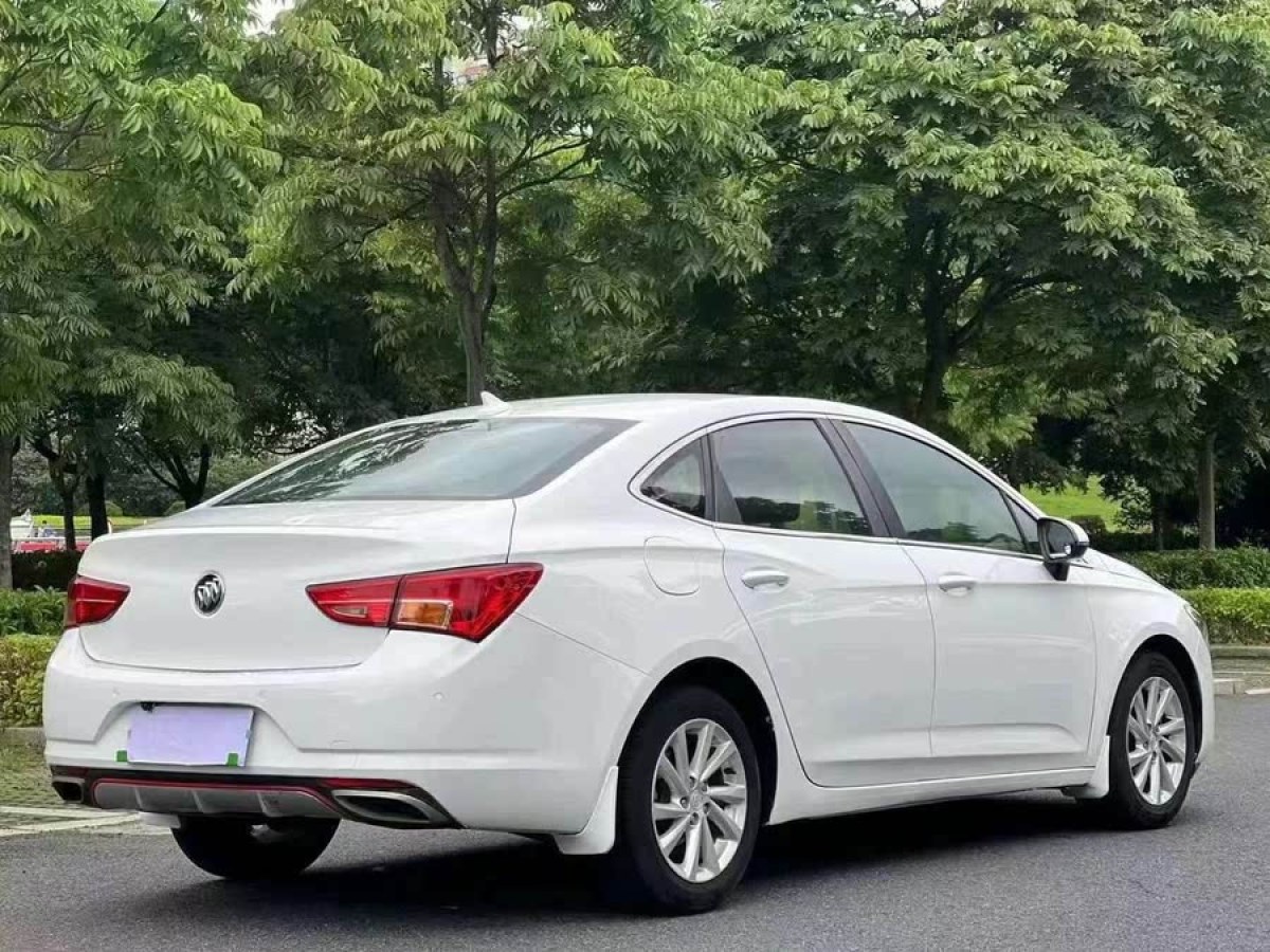 別克 威朗  2017款 三廂 15S 自動領(lǐng)先型圖片