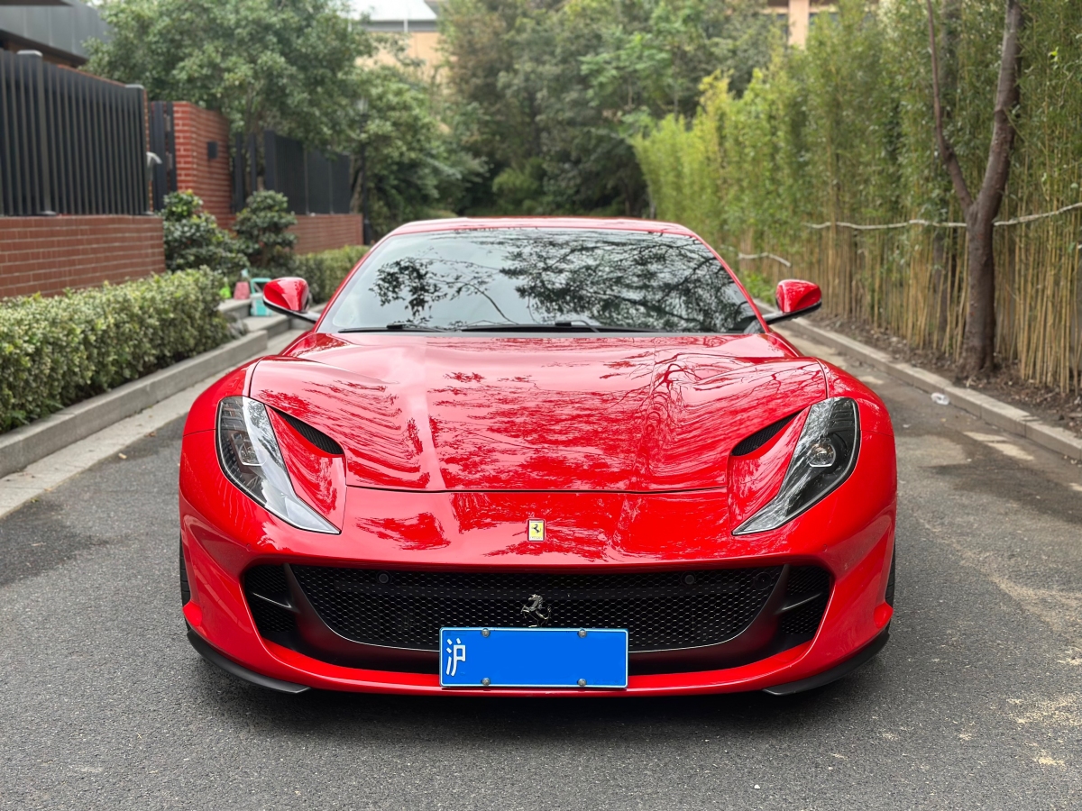 法拉利 812 Superfast  2017款 6.5L 標準型圖片