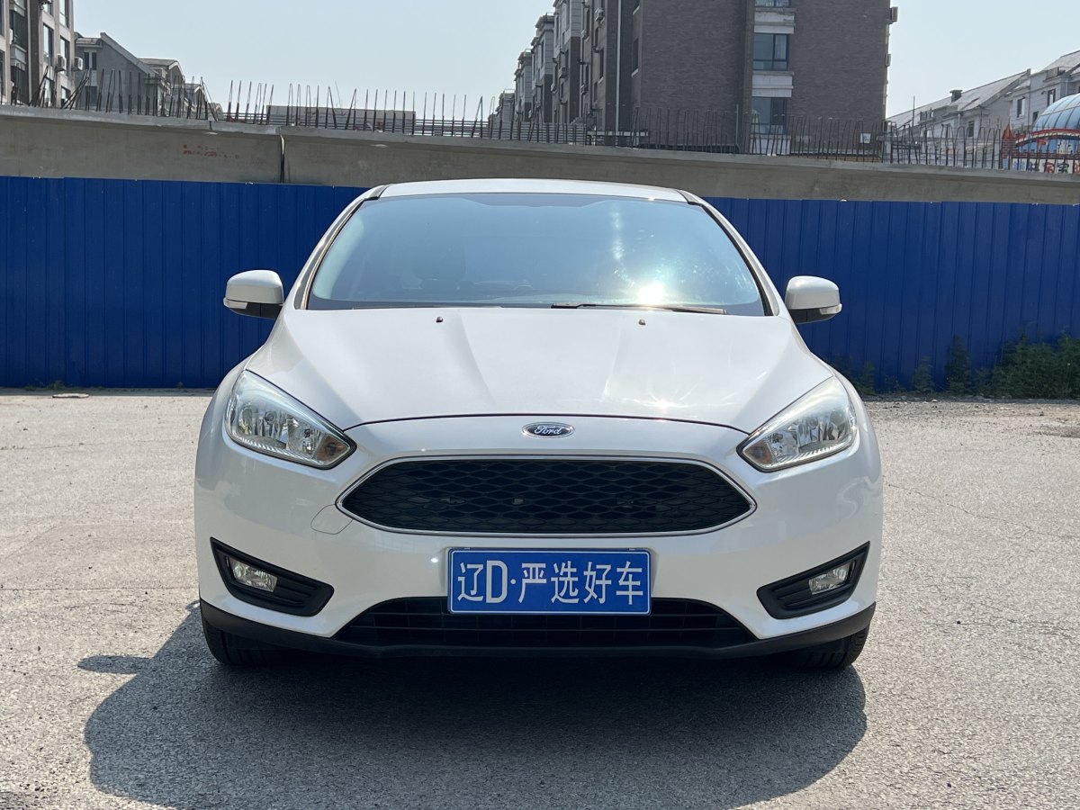 福特 ?？怂? 2015款 兩廂 1.6L 自動(dòng)舒適型圖片