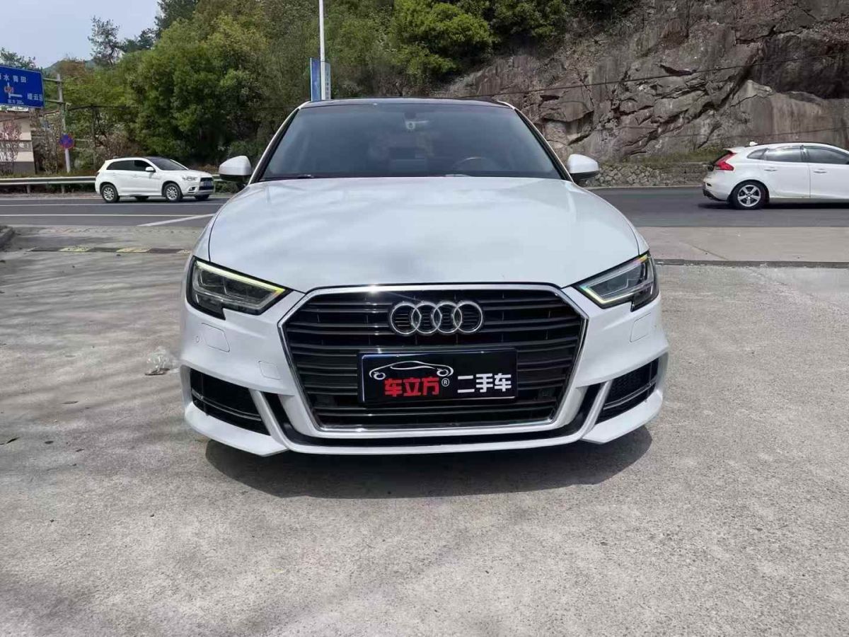 奧迪 奧迪A3  2019款 A3 35TFSI Limousine時尚型圖片
