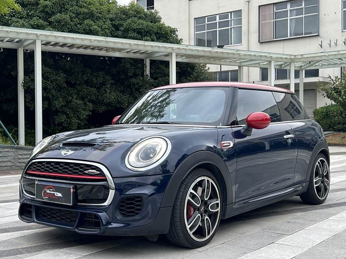 2016年12月MINI JCW  2016款 2.0T JOHN COOPER WORKS 先鋒派