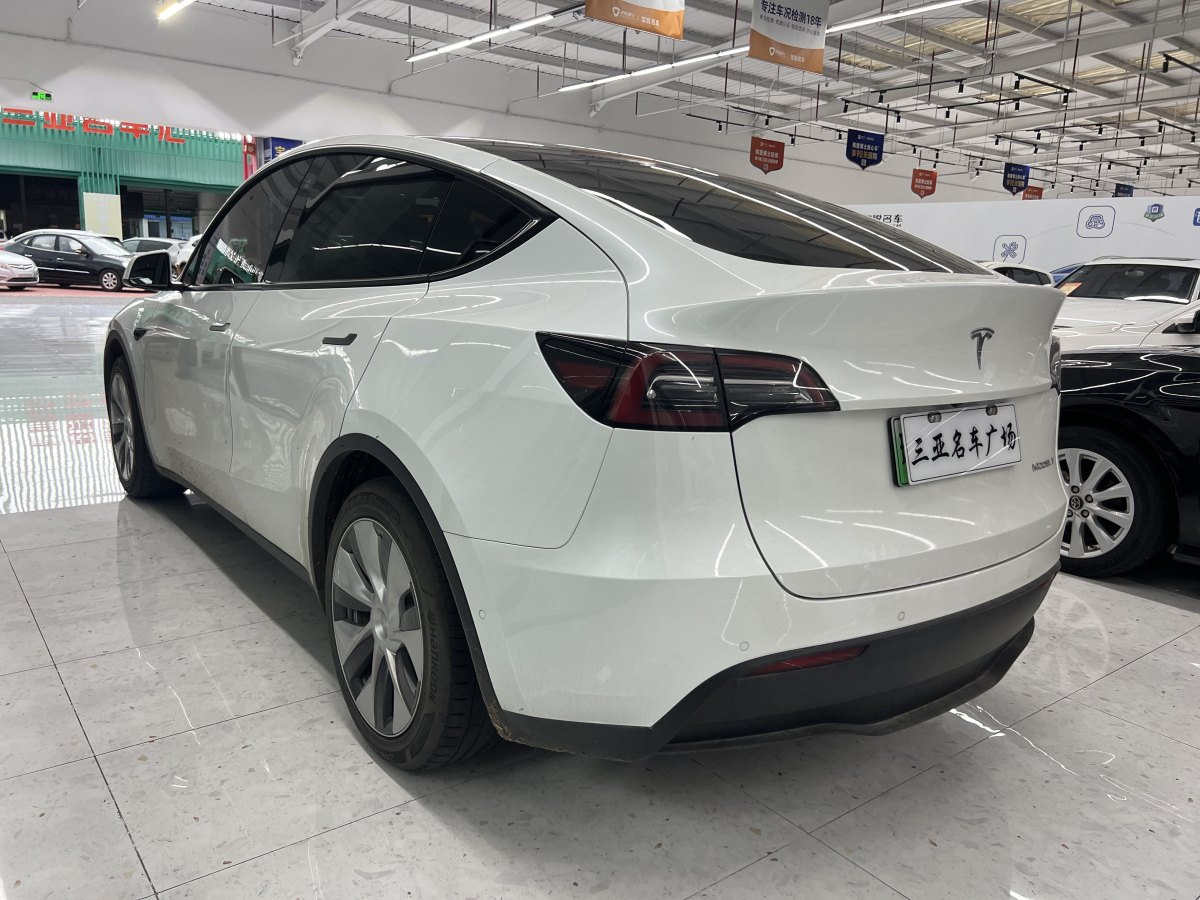 特斯拉 Model Y  2022款 后輪驅(qū)動(dòng)版圖片