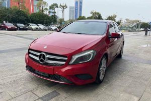 奔驰A级AMG 奔驰 AMG A 45 4MATIC