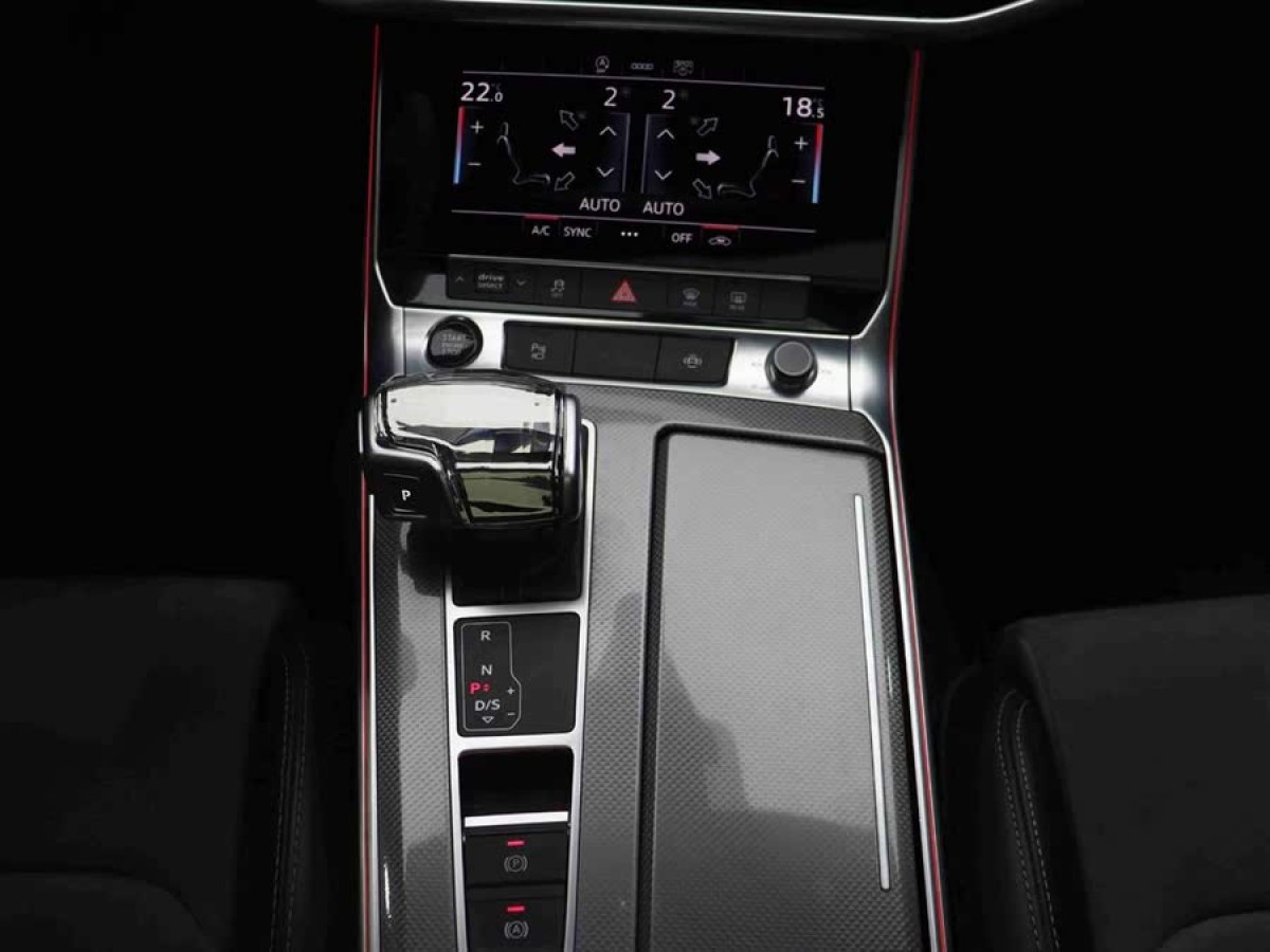 奧迪 奧迪A6L  2021款 45 TFSI 臻選動感型圖片